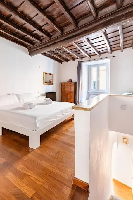 Bottega Augustea Duplex Apartment In Monti Rome 0*,  Italy